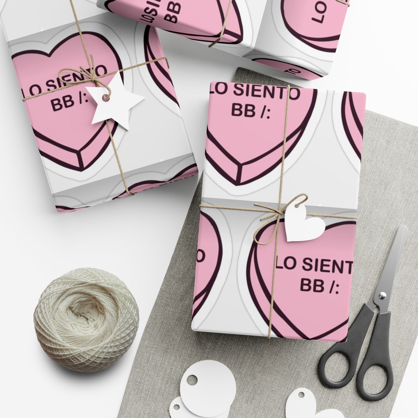 LO Siento BB /: Gift Wrap Paper
